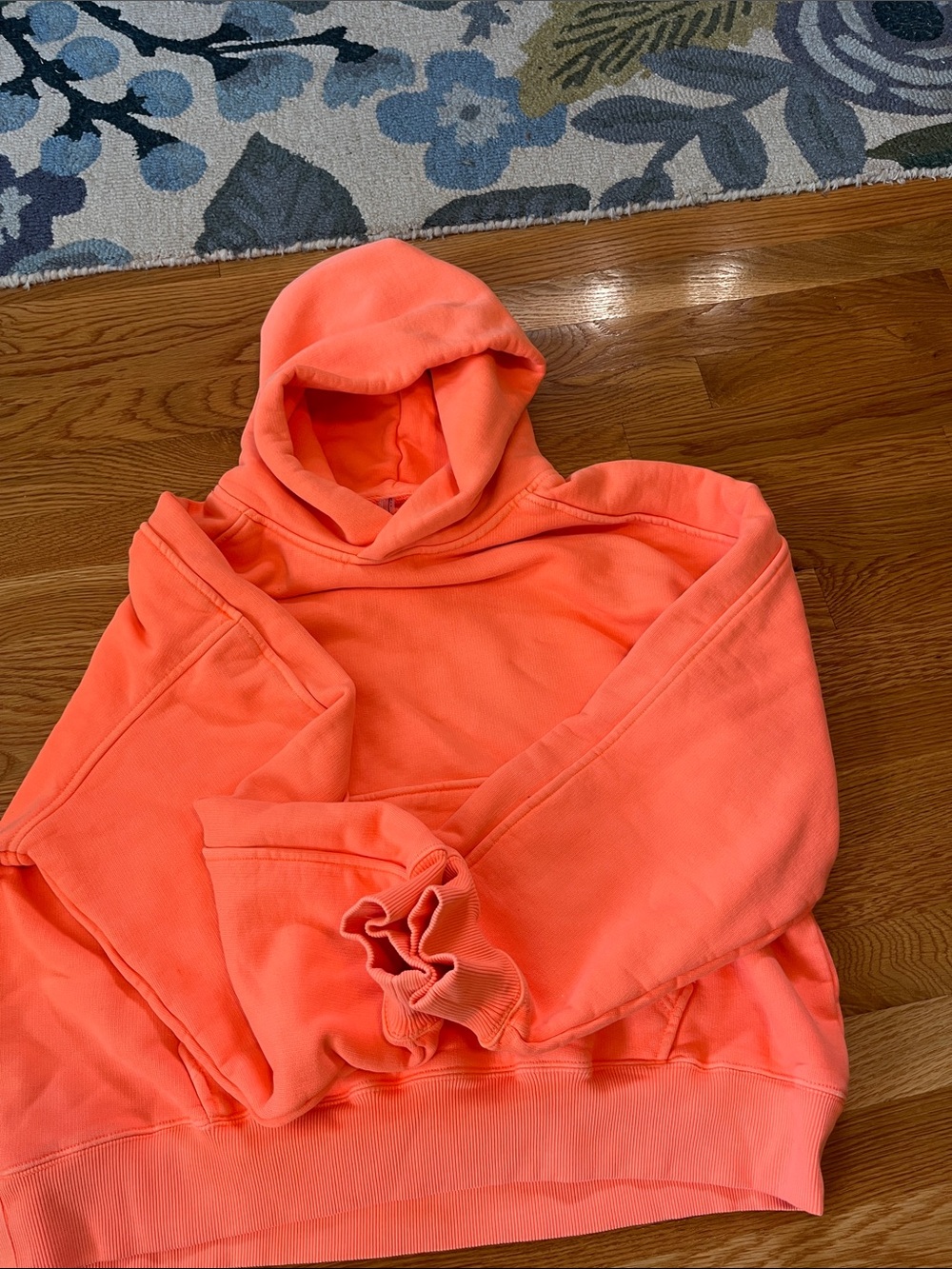 Free People Movement A Cut Above Flocked Buti Logo Hoodie Size Medium NWOT - Picture 12 of 15